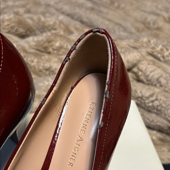 Etienne Aigner Chic Cream Decor Piece - Picture 9 of 10